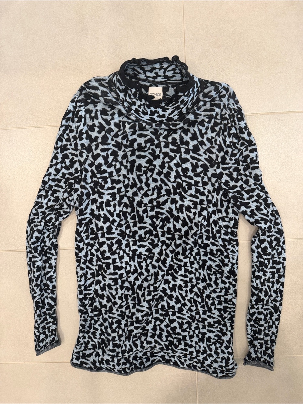 NIC+ZOE Black and Light Blue Abstract Print Turtleneck Sweater